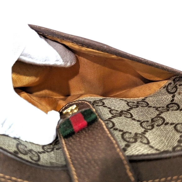 SOLD! Authentic Vintage Gucci Bag - Picture 11 of 12